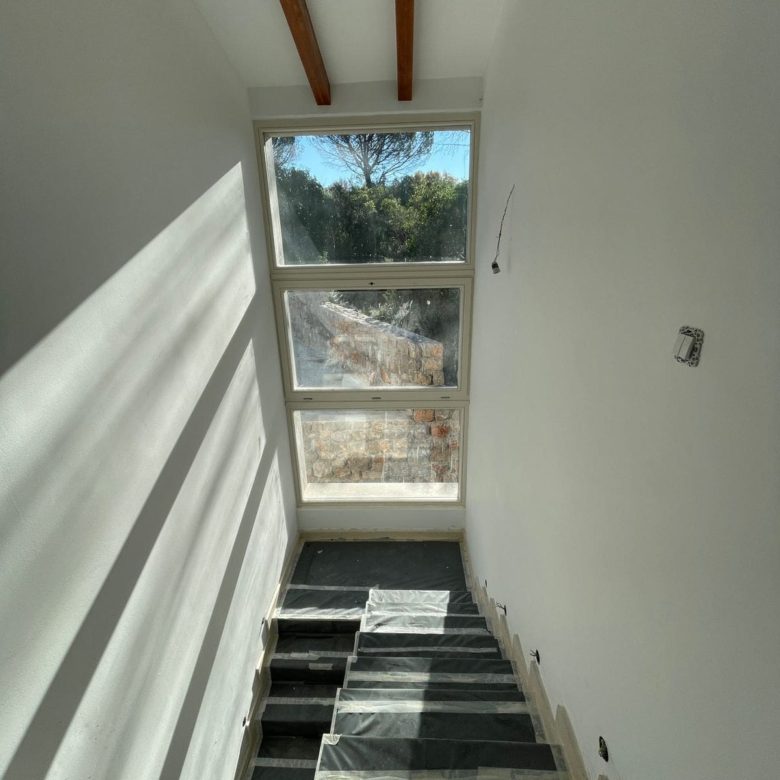 Sunny house for sale in Krimovica — Montenegro