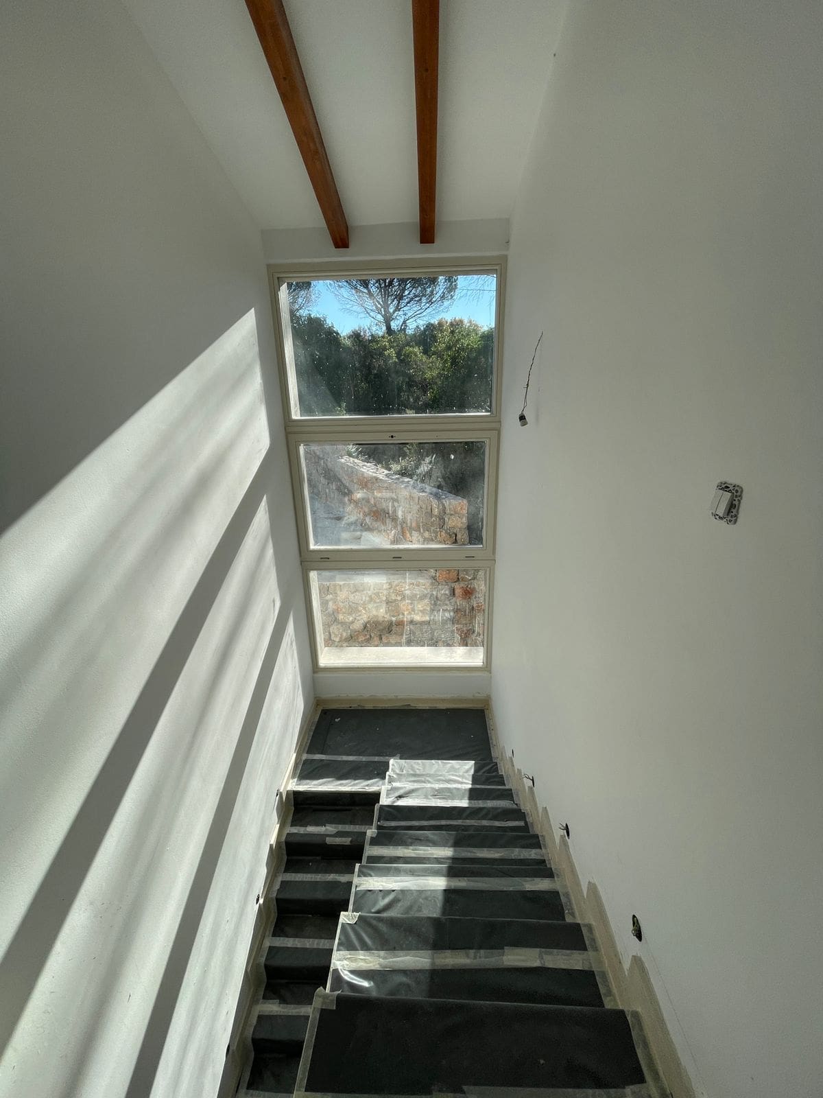 Sunny house for sale in Krimovica — Montenegro