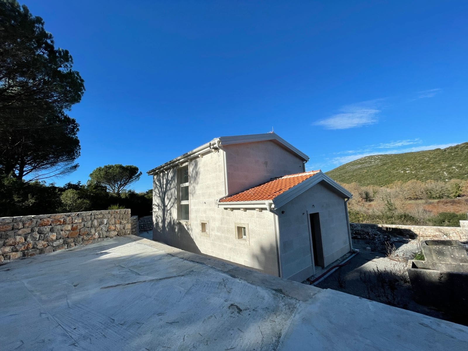 Sunny house for sale in Krimovica — Montenegro