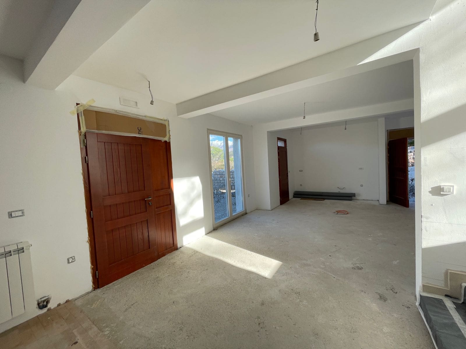 Sunny house for sale in Krimovica — Montenegro