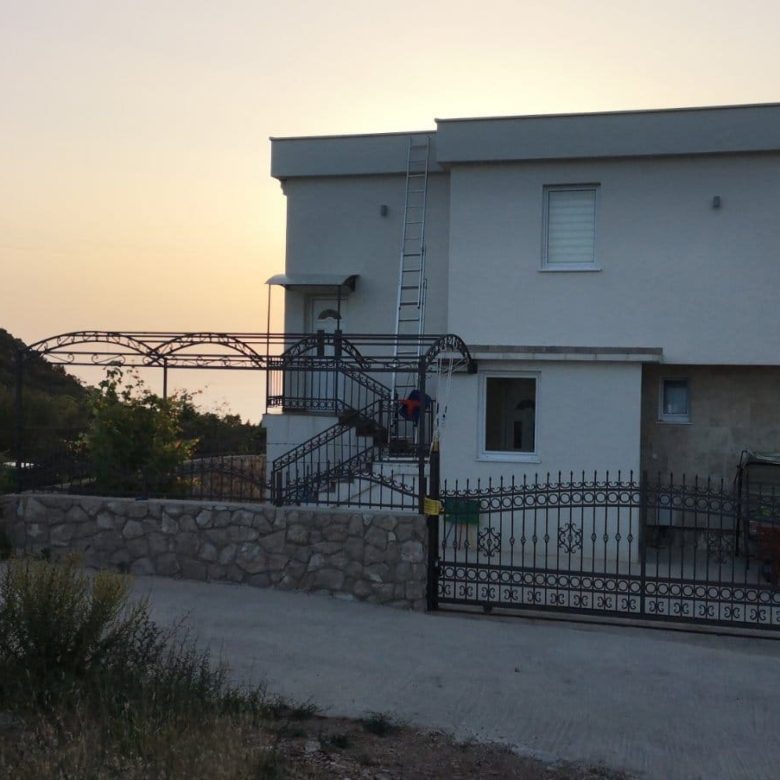 House for sale in Dobra Voda — Montenegro