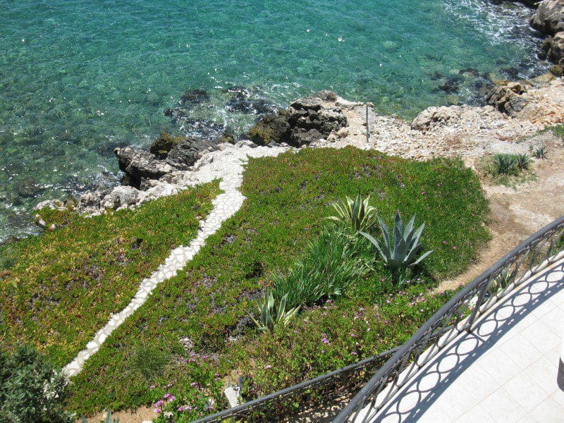 Strandvilla in Utjeha zu verkaufen — Montenegro