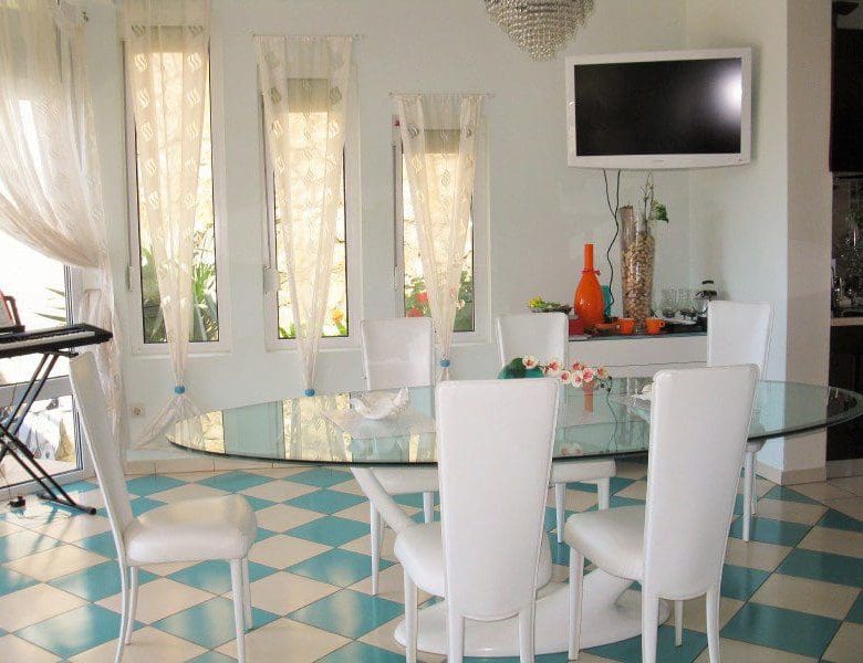 Strandvilla in Utjeha zu verkaufen — Montenegro