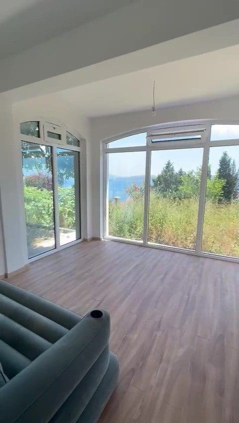 House for sale in Baosici — Montenegro