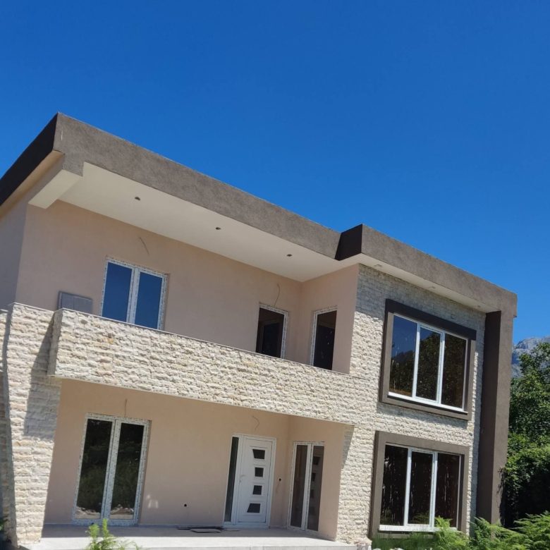 Bar Karadağ'da satılık ev — Karadağ