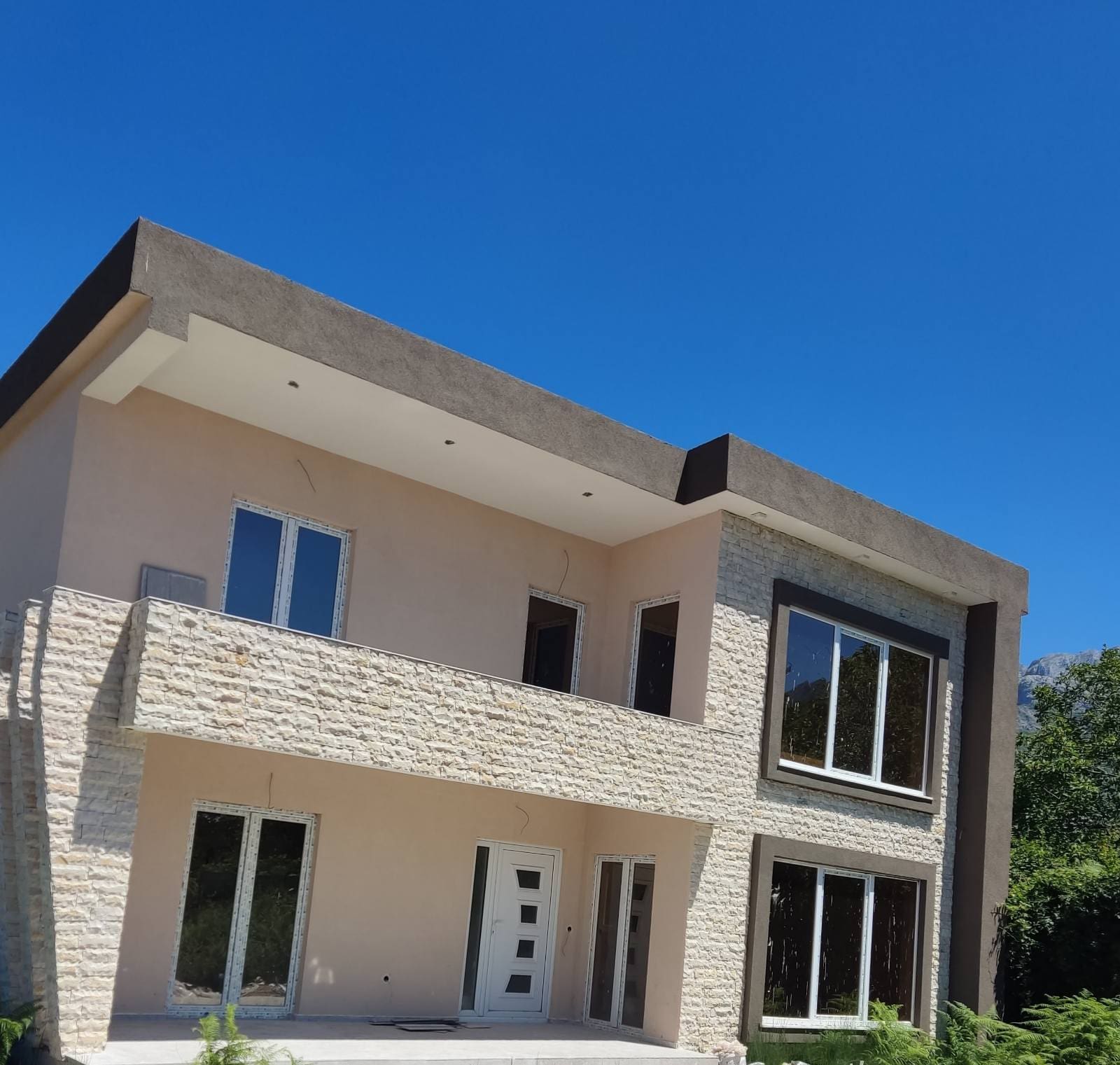 Bar Karadağ'da satılık ev — Karadağ