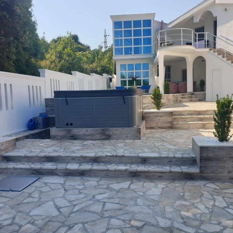 Villa for sale in Dobra Voda — Montenegro