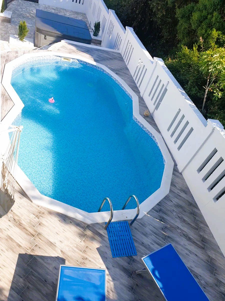 Villa for sale in Dobra Voda — Montenegro