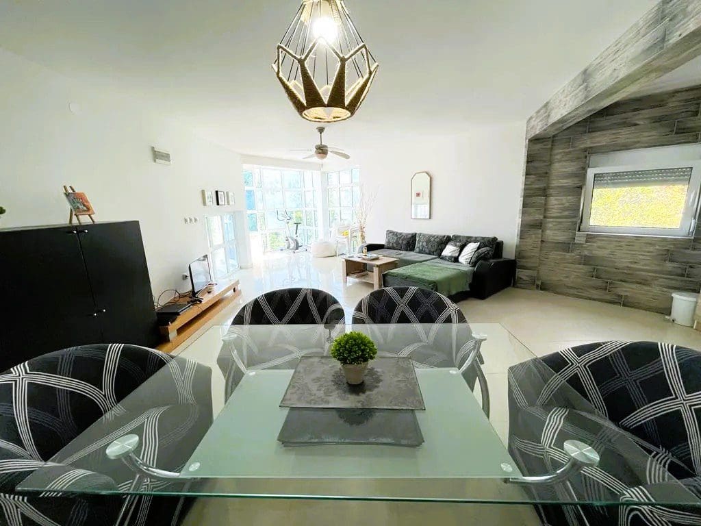 Villa for sale in Dobra Voda — Montenegro