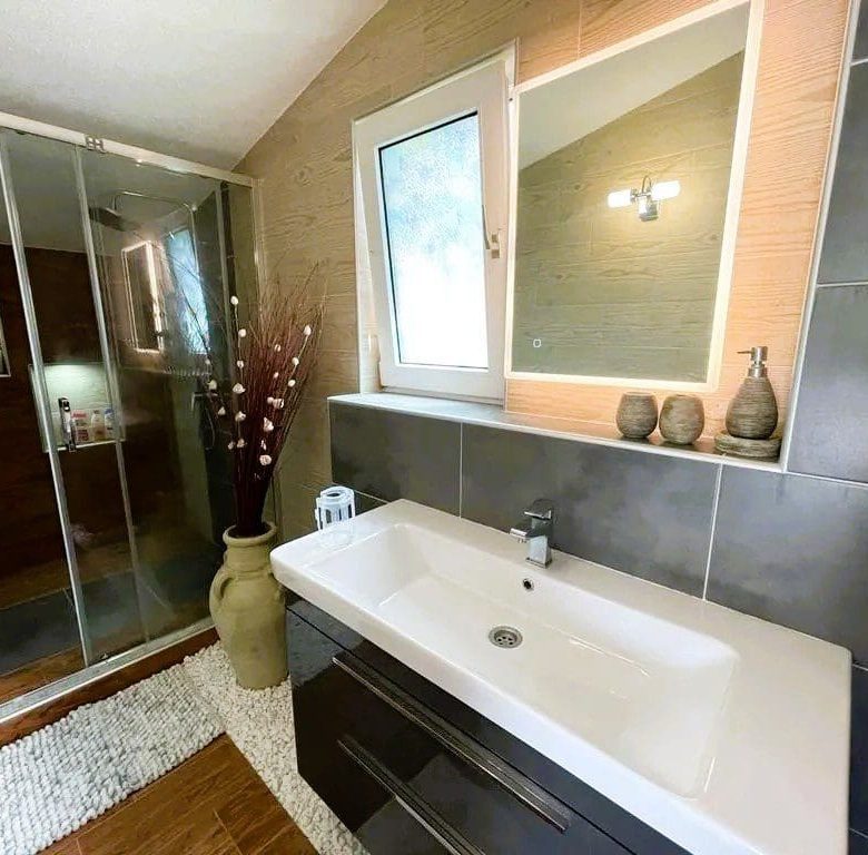Villa for sale in Dobra Voda — Montenegro