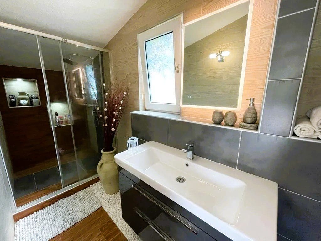 Villa for sale in Dobra Voda — Montenegro