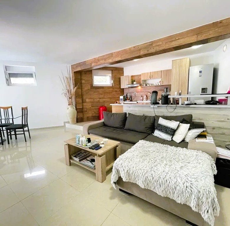 Villa for sale in Dobra Voda — Montenegro
