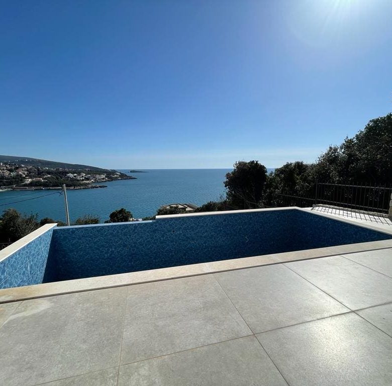 Villa with sea view in Utjeha — Montenegro
