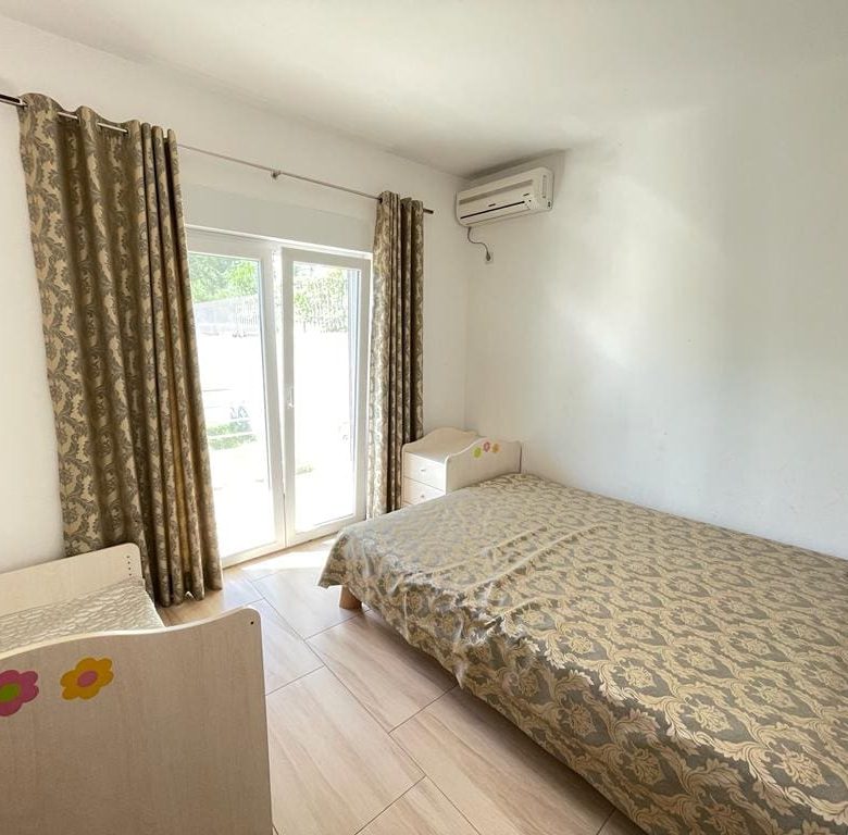 Sonnige Villa in Bar zu verkaufen — Montenegro
