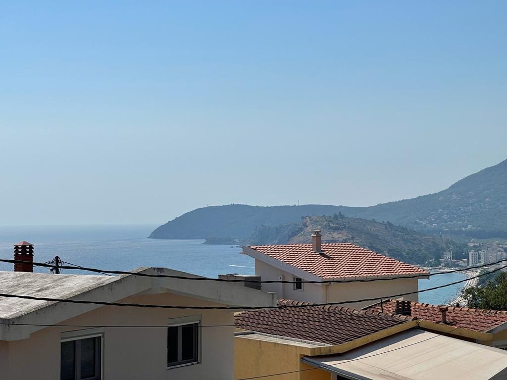 Sea view house in Sutomore — Montenegro