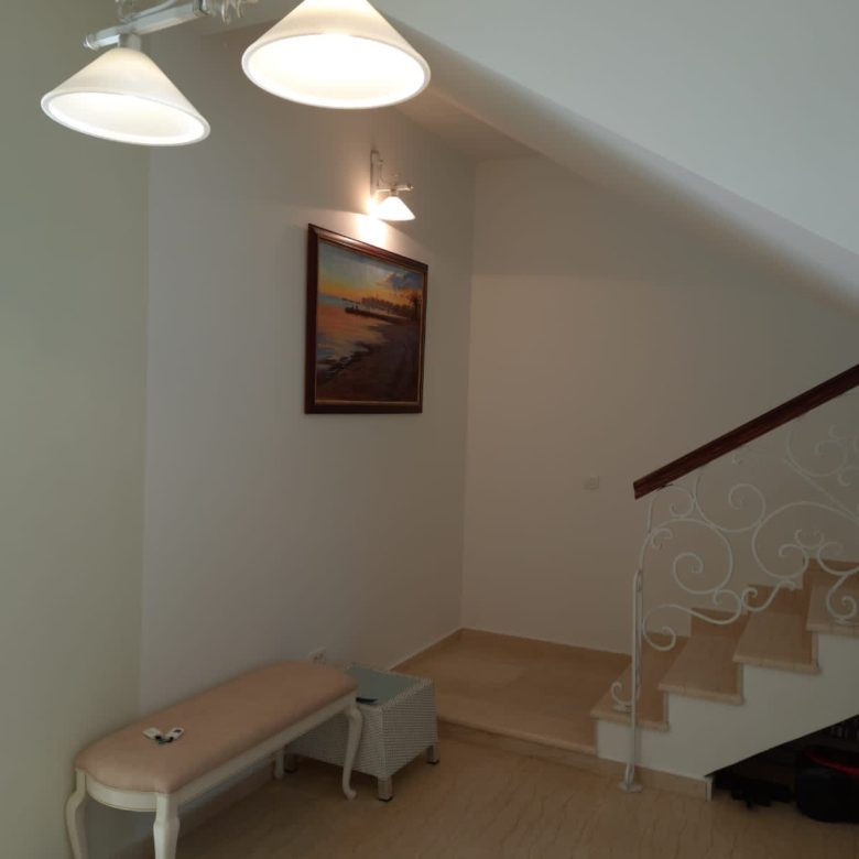 Moderne Villa in Bar zu verkaufen — Montenegro