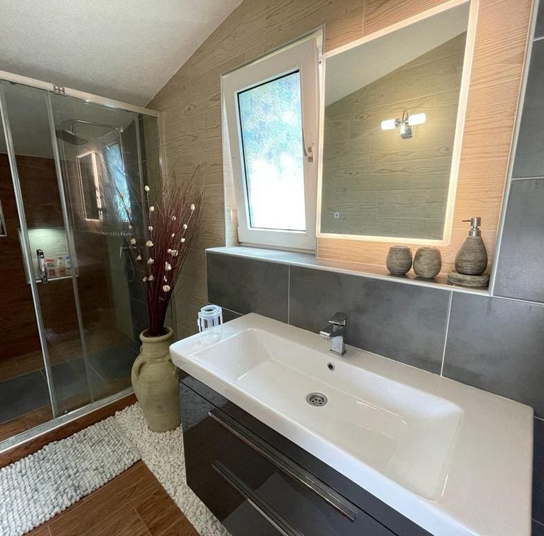 Villa for sale in Dobra Voda — Montenegro