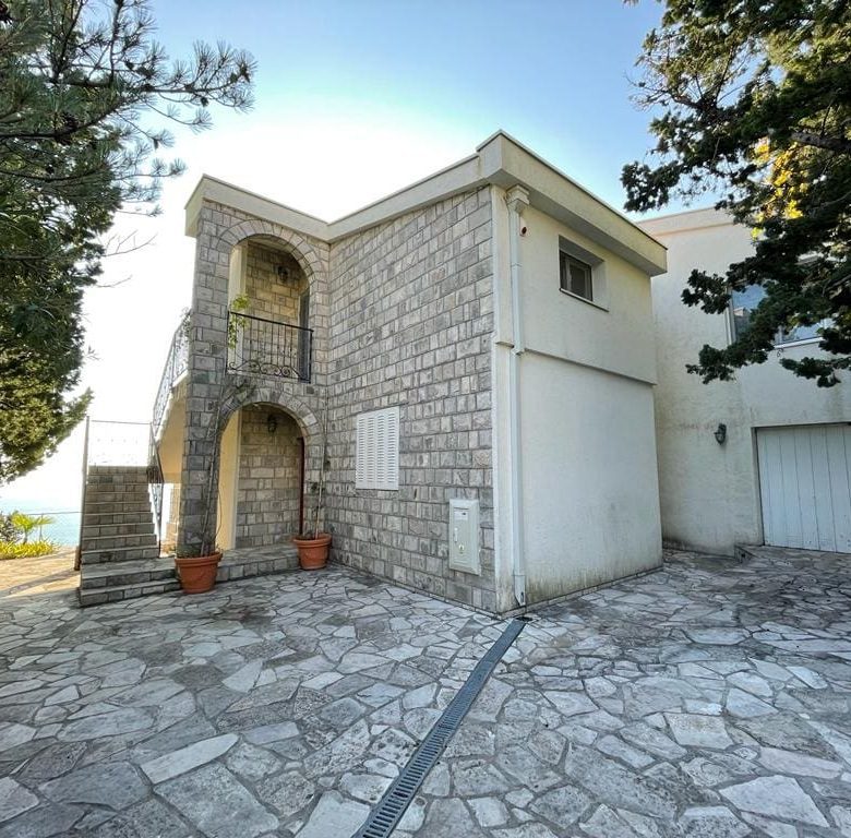 Villa for sale in Zagradje Sutomore — Montenegro