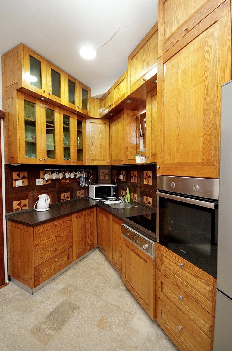 Mini hotel for sale in Bar — Montenegro