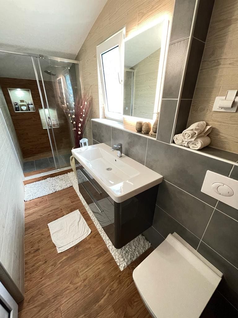 Villa for sale in Dobra Voda — Montenegro