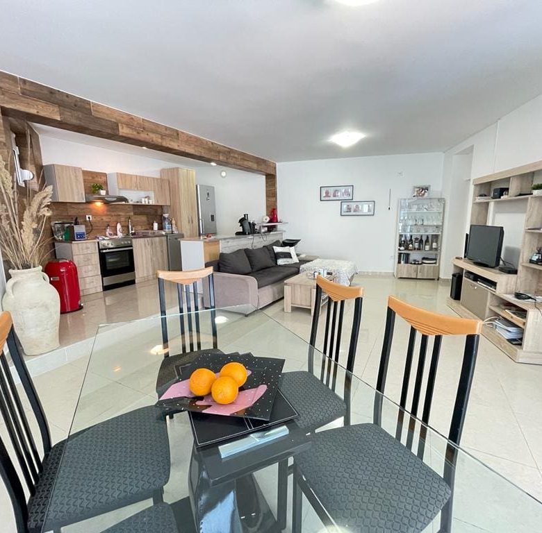 Villa for sale in Dobra Voda — Montenegro