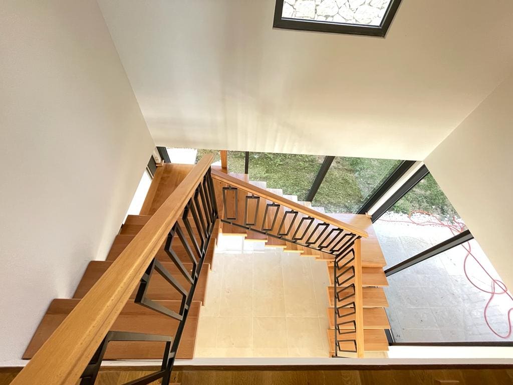 Villa with sea view in Utjeha — Montenegro