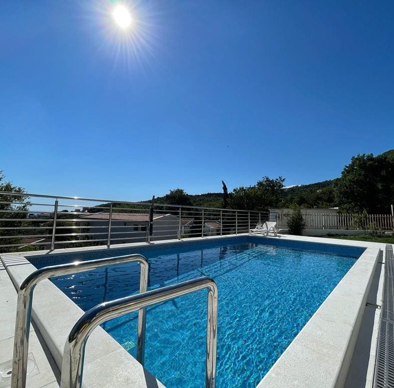 Sonnige Villa in Bar zu verkaufen — Montenegro
