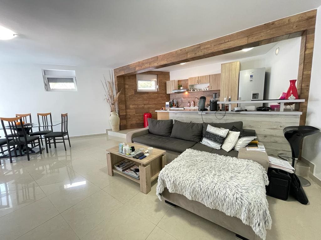 Villa for sale in Dobra Voda — Montenegro