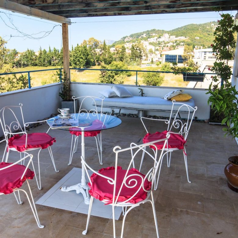 Mini hotel for sale in Bar — Montenegro