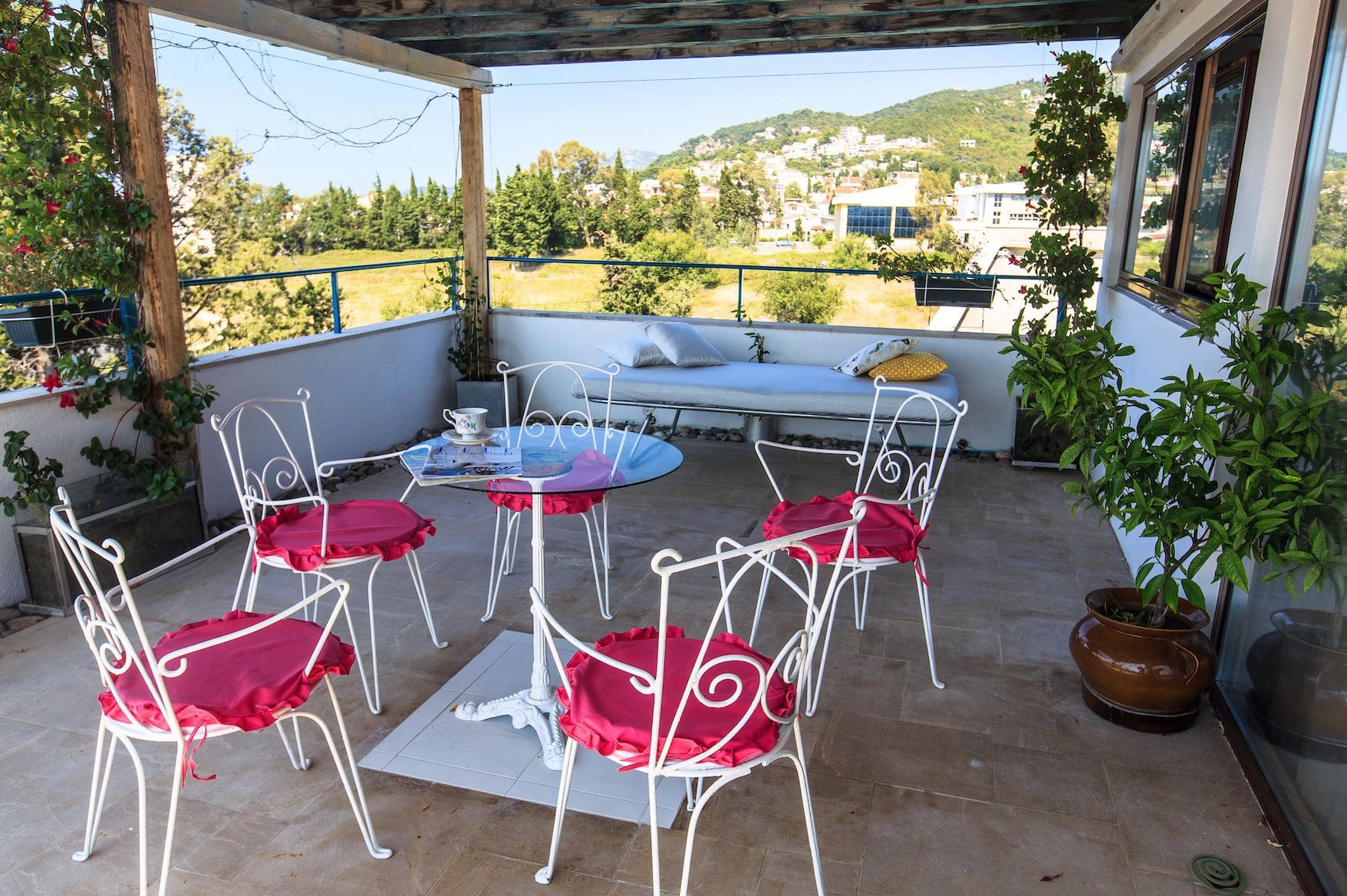 Mini hotel for sale in Bar — Montenegro