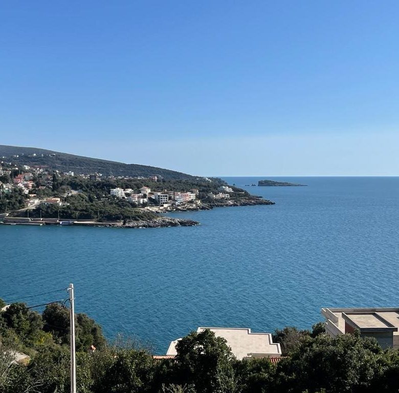 Villa with sea view in Utjeha — Montenegro