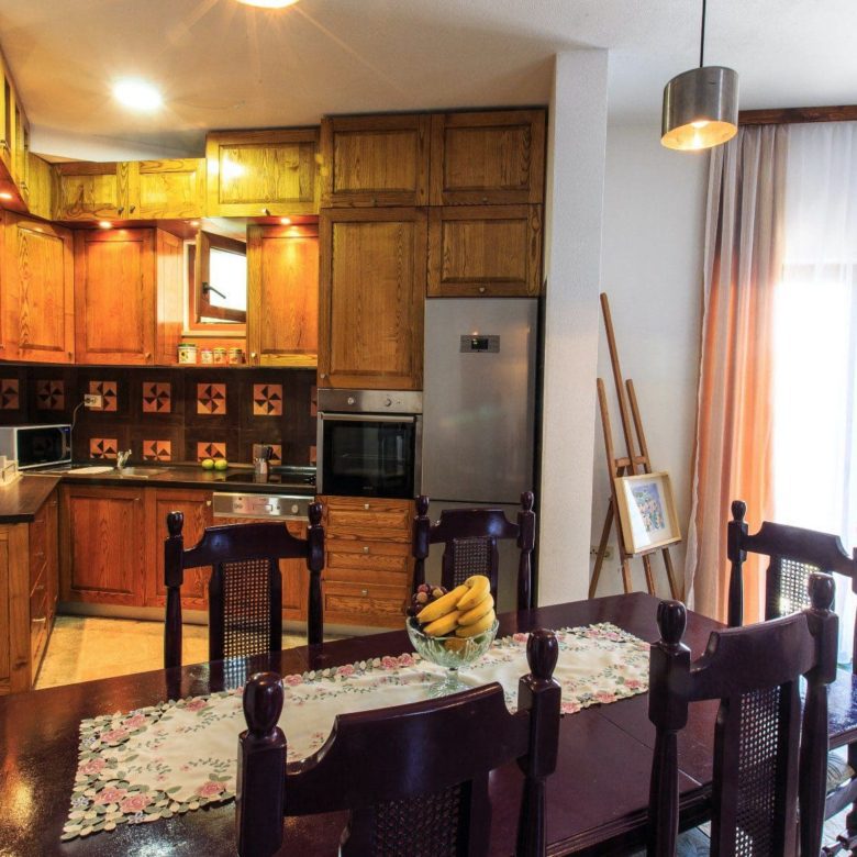 Mini hotel for sale in Bar — Montenegro