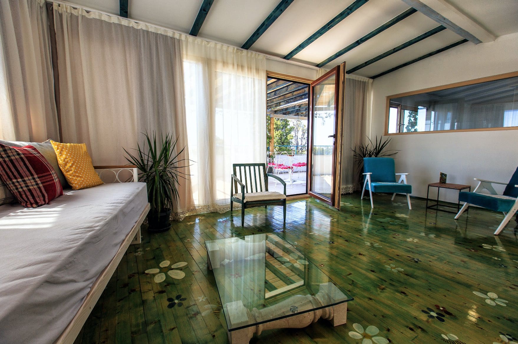 Mini hotel for sale in Bar — Montenegro