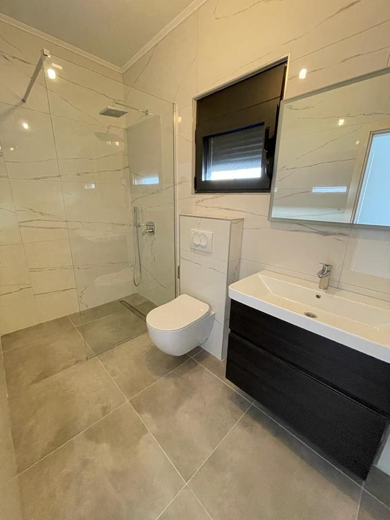 Villa with sea view in Utjeha — Montenegro