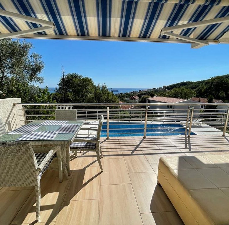 Sonnige Villa in Bar zu verkaufen — Montenegro