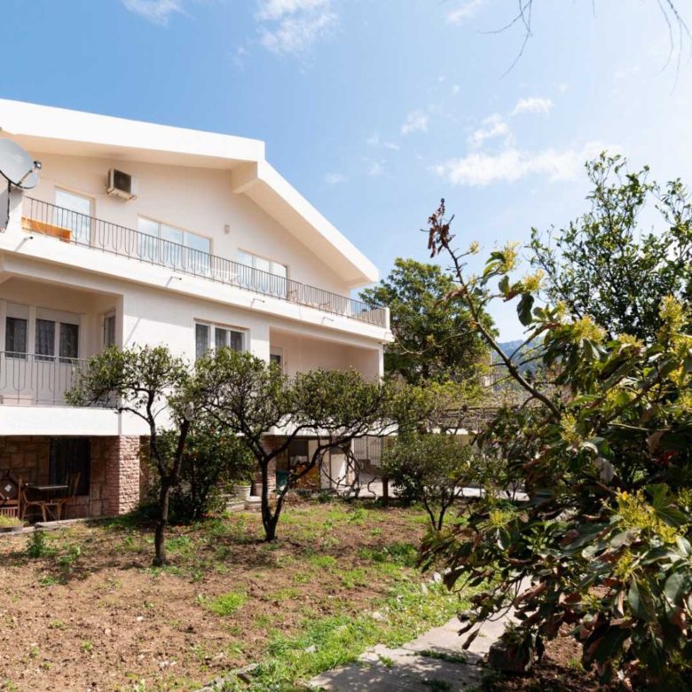 Lovely villa in Bar — Montenegro