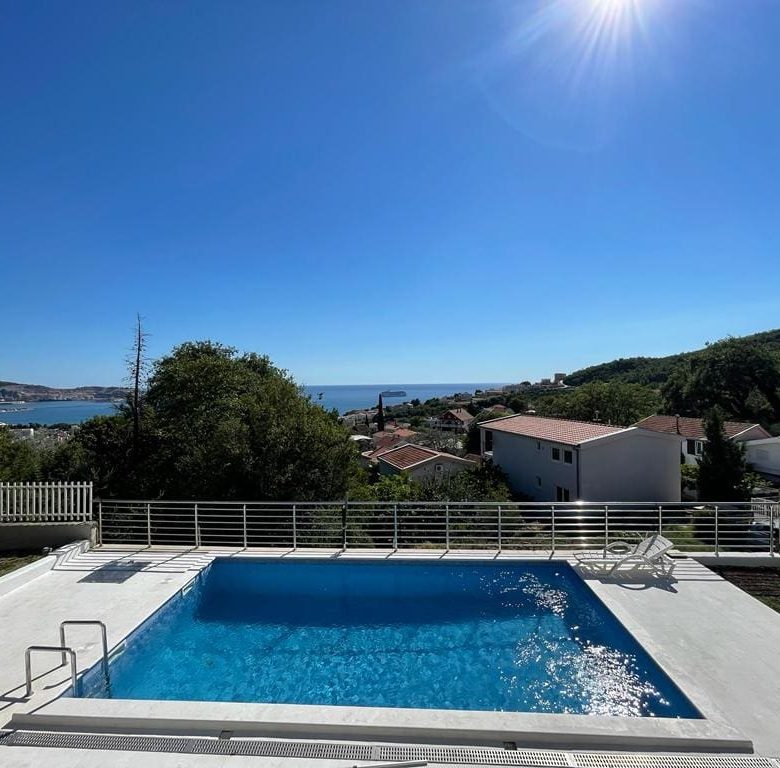 Sonnige Villa in Bar zu verkaufen — Montenegro