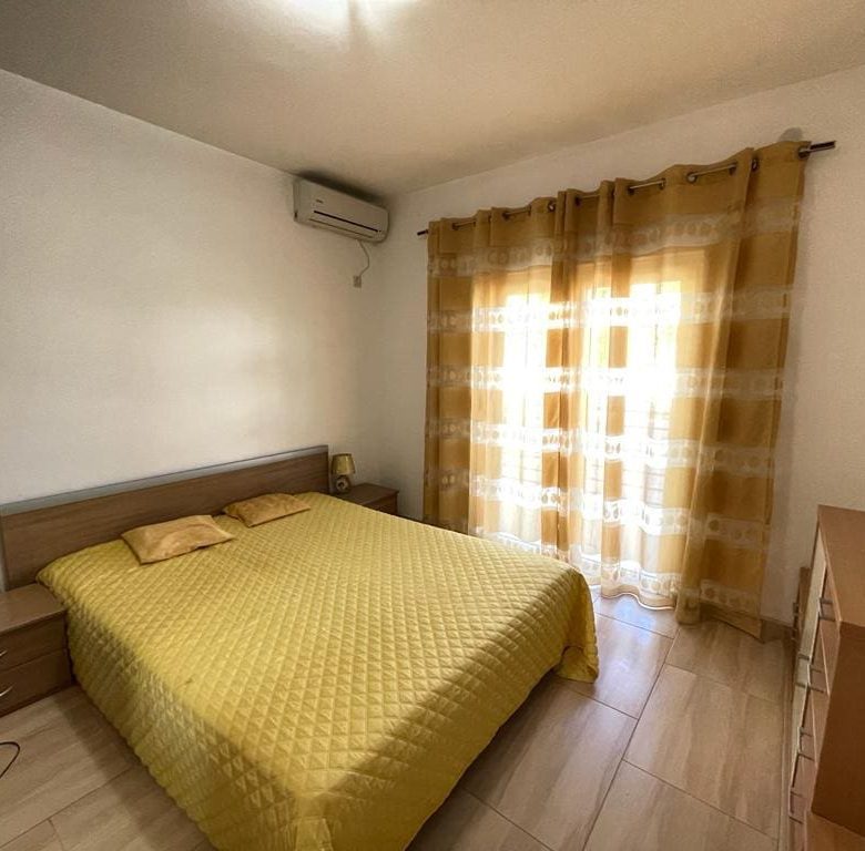 Sonnige Villa in Bar zu verkaufen — Montenegro