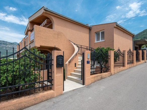 Charming house for sale in Bar