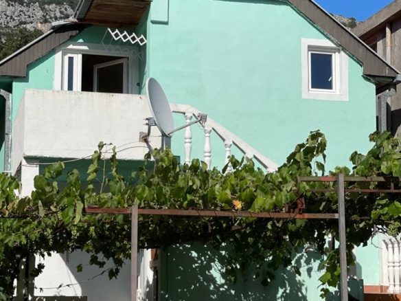 The House for sale in Sutomore