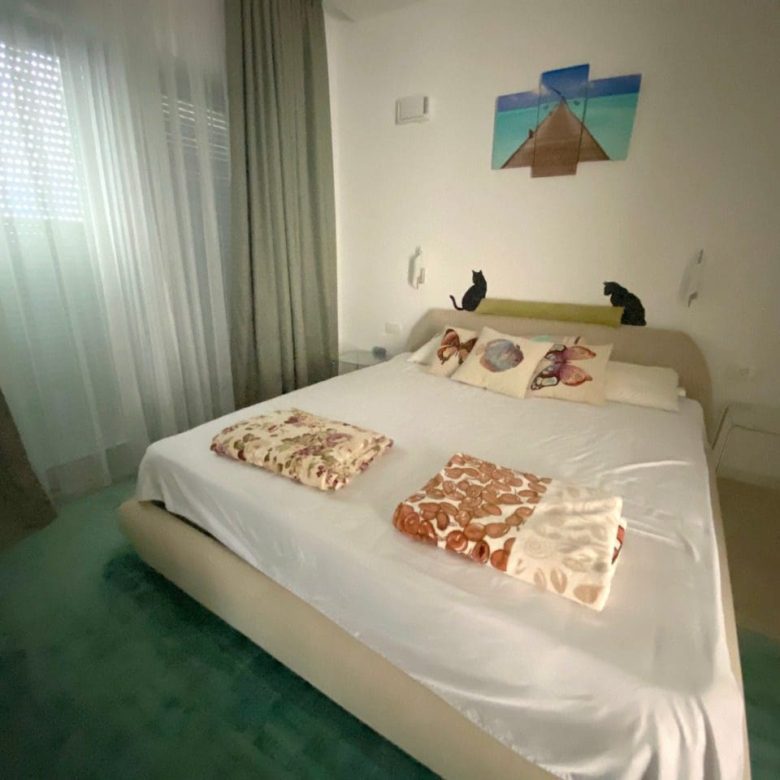 Luxusvilla in Montenegro zu verkaufen — Montenegro