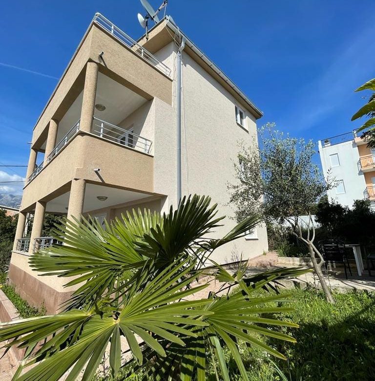 House for sale in Utjeha — Montenegro