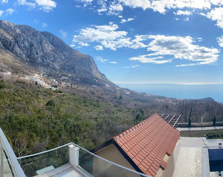 Luxusvilla in Montenegro zu verkaufen — Montenegro