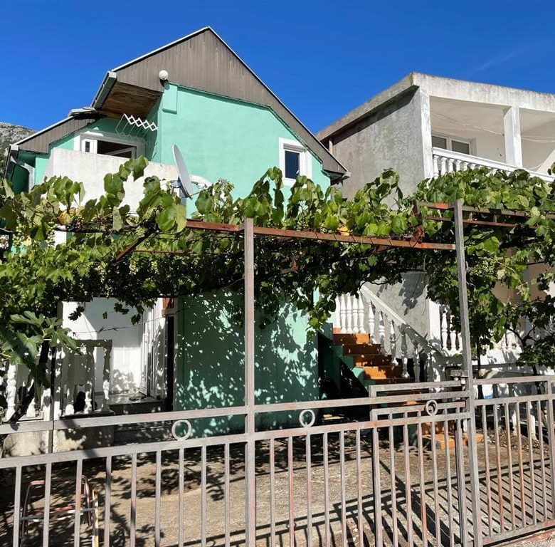 The House for sale in Sutomore — Montenegro