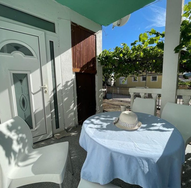 The House for sale in Sutomore — Montenegro