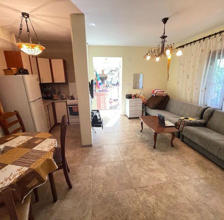 The House for sale in Sutomore — Montenegro