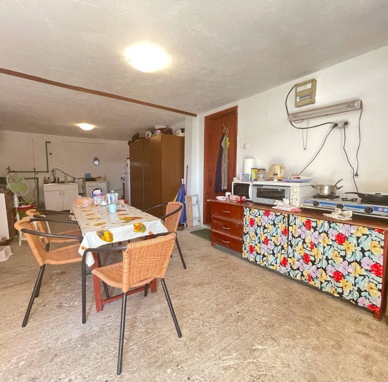 Haus mit Meerblick in Sutomore — Montenegro