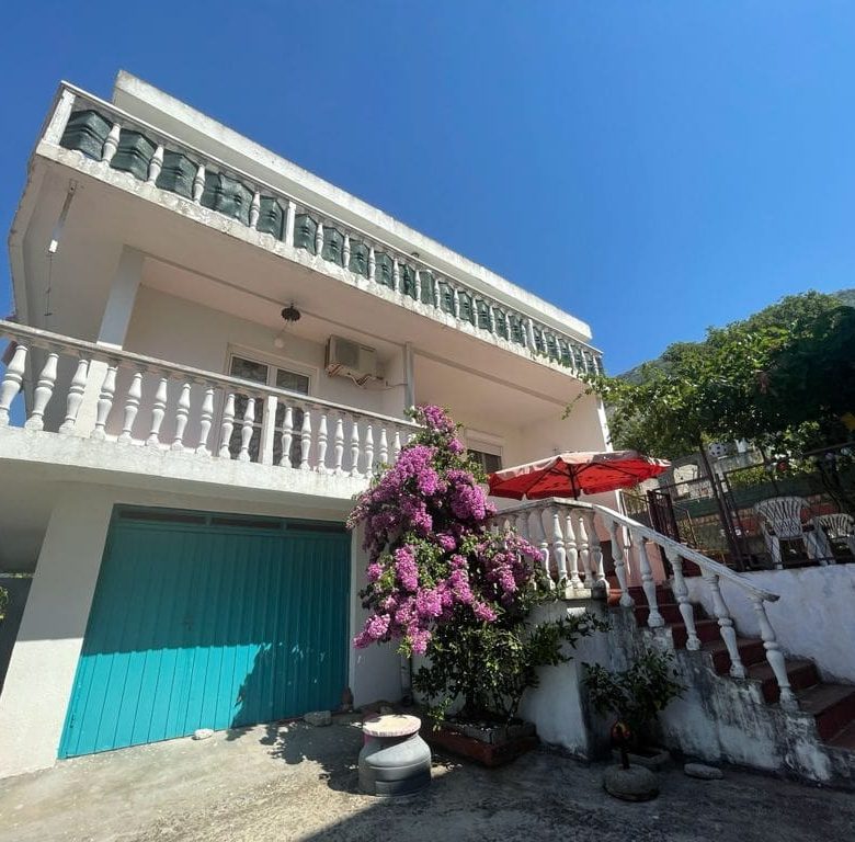 Haus mit Meerblick in Sutomore — Montenegro