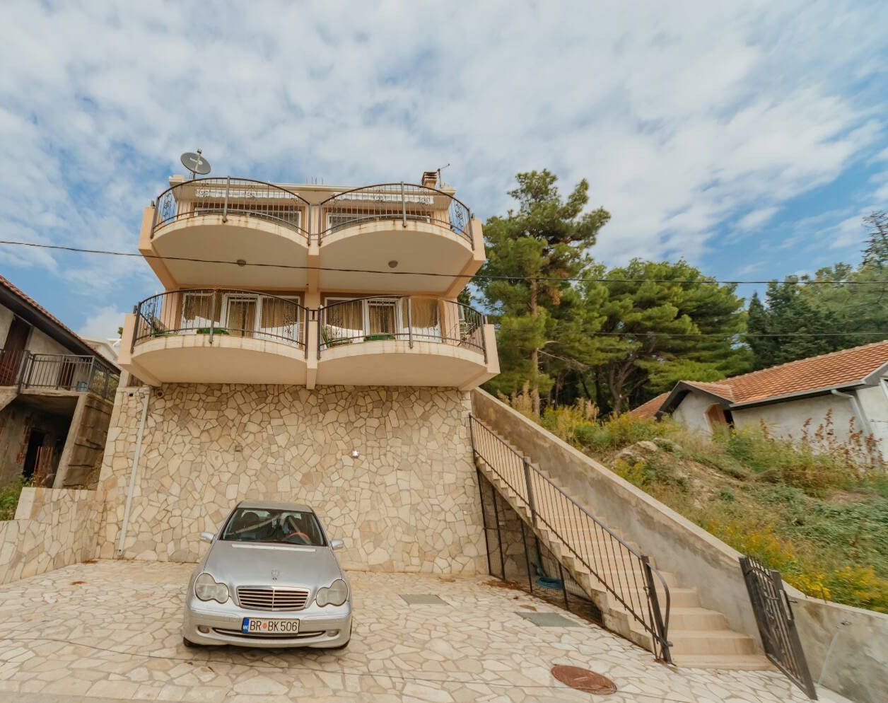 The house with sea view in Bar — Montenegro