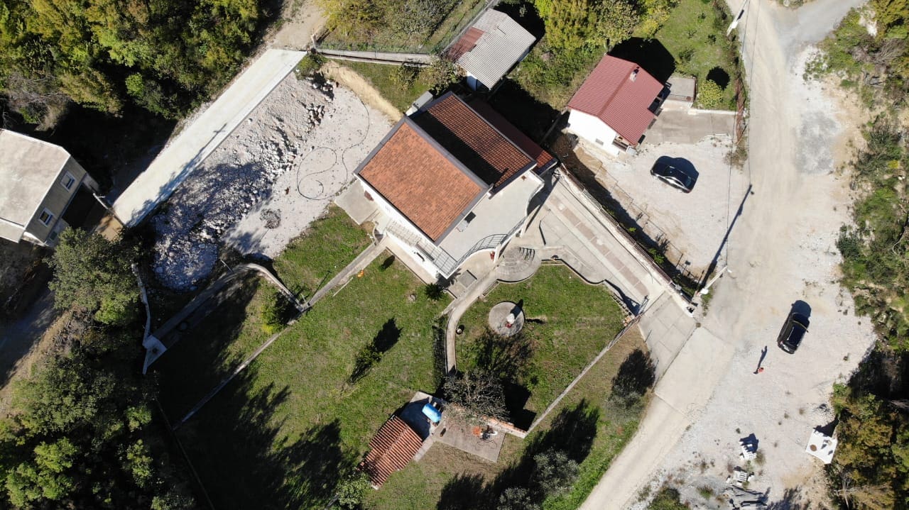 House with big plot in Sutomore — Montenegro